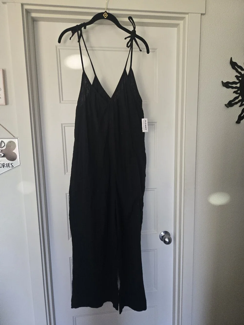 NWT!! Linen Blend Black Tie-Shoulder Wide Leg Jumpsuit With Pockets. Size M - Picture 2 of 7